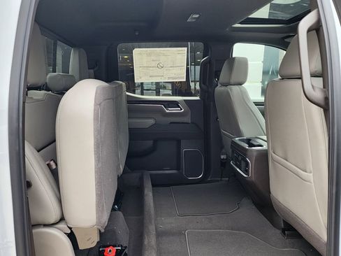 New 2026 GMC Sierra 1500 SLT image 46