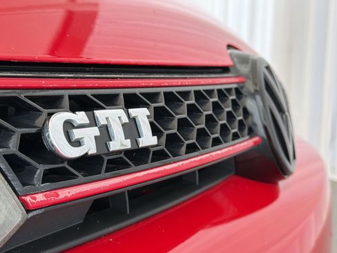 Used 2011 Volkswagen GTI Autobahn image 33