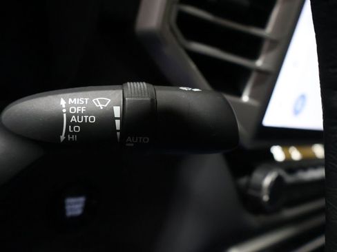 Used 2025 Toyota Tundra Platinum image 35