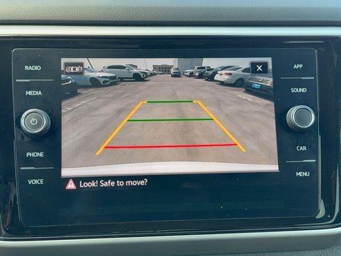 Used 2022 Volkswagen Atlas Cross Sport SE AWD/4WD image 24