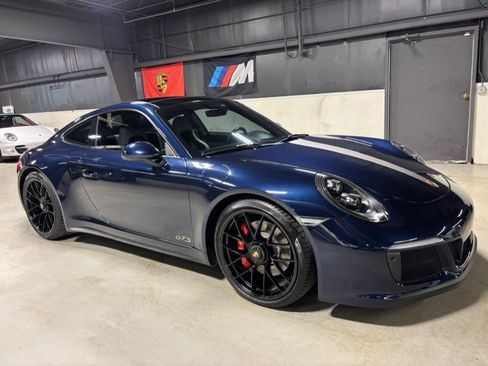 Used 2019 Porsche 911 Carrera GTS RWD image 8