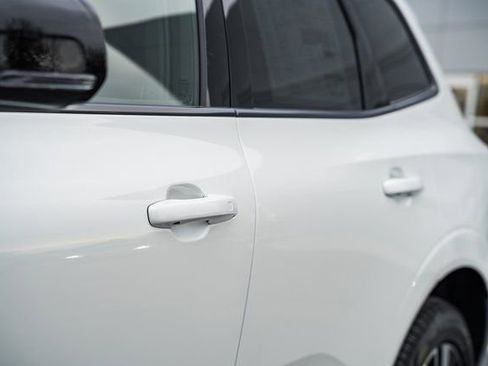 New 2026 Volvo XC60 B5 Plus w/ Protection Package Premier image 16