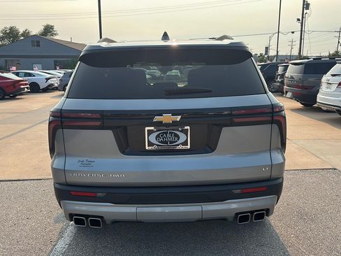 Used 2024 Chevrolet Traverse LT AWD/4WD image 5
