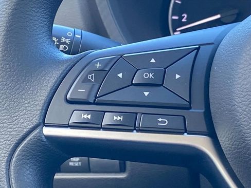 New 2025 Nissan Sentra SV image 8