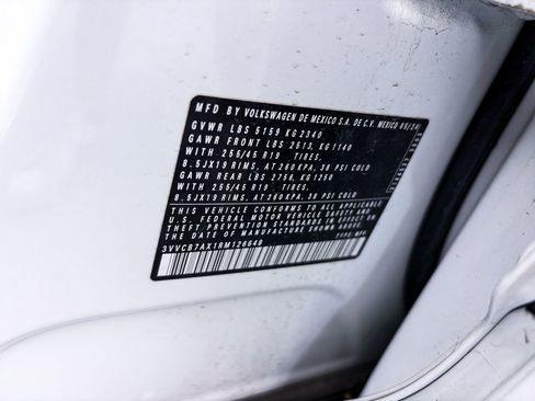 Used 2024 Volkswagen Tiguan SE R-Line FWD image 38