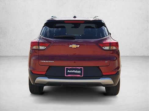 Used 2025 Chevrolet TrailBlazer LT FWD image 7
