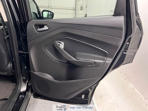 Used 2018 Ford Escape SEL image 34