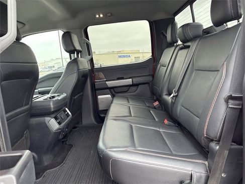 Used 2022 Ford F150 Lariat image 13