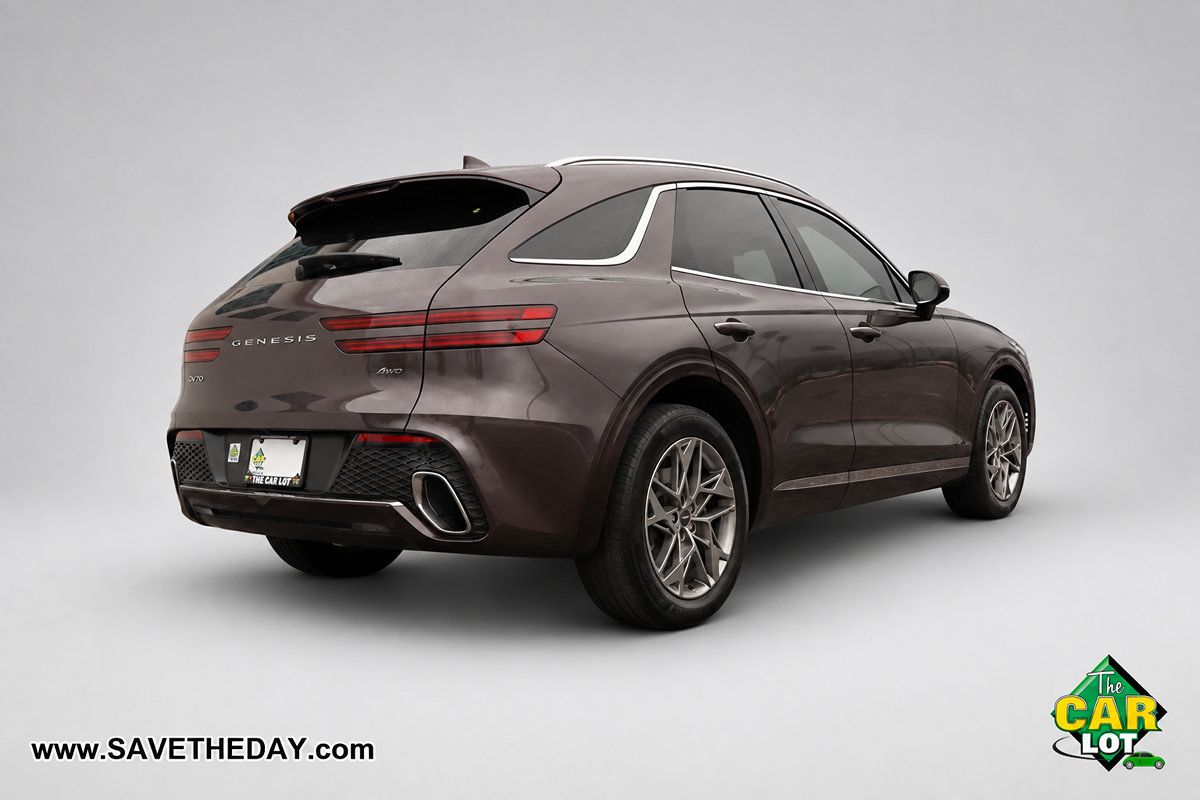 Used 2022 Genesis GV70 2.5T w/ Select Package AWD/4WD image 8