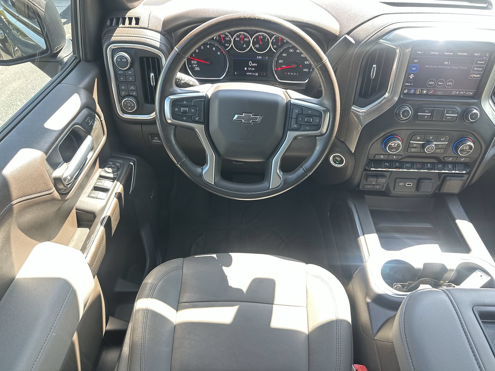Used 2021 Chevrolet Silverado 1500 RST w/ Convenience Package II AWD/4WD image 17