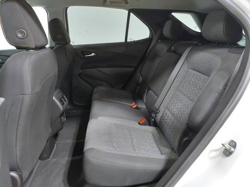 Certified 2022 Chevrolet Equinox LT image 38
