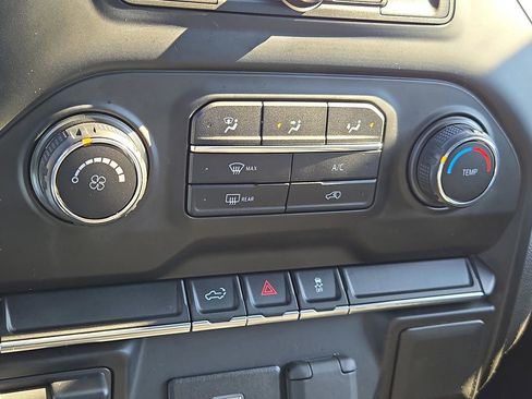 Used 2020 Chevrolet Silverado 1500 Custom w/ Custom Max Trailering Package image 24