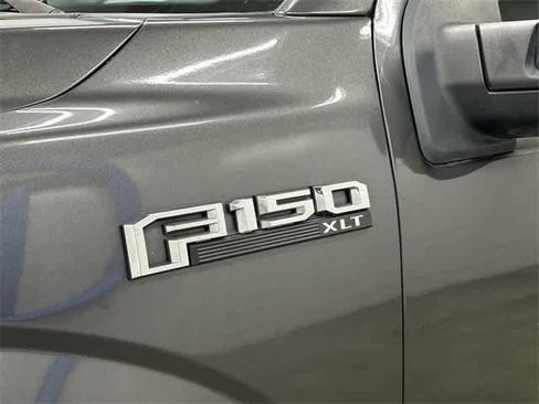Used 2020 Ford F150 XLT image 30
