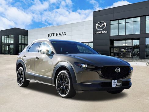 Used 2024 MAZDA CX-30 Carbon image 4