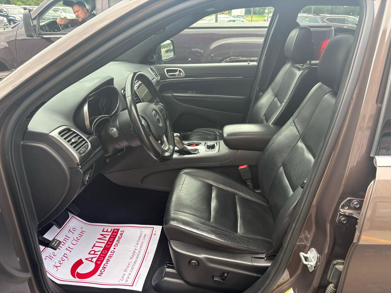 Used 2020 Jeep Grand Cherokee Limited AWD/4WD image 13