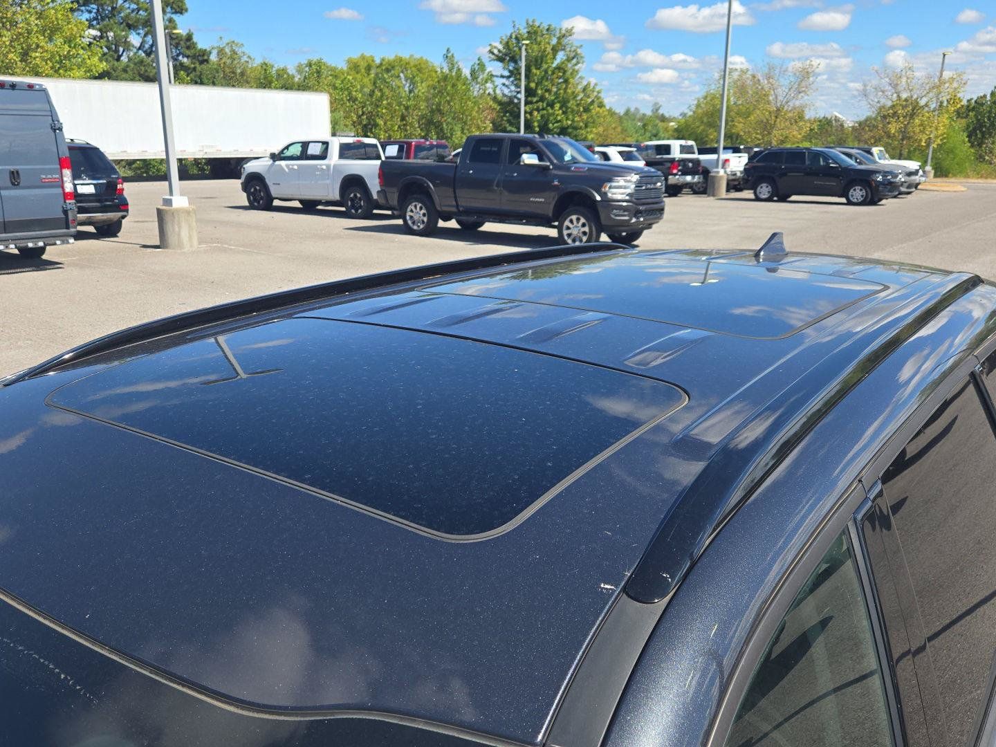 Used 2022 Kia Telluride SX w/ SX Prestige Package AWD/4WD image 13