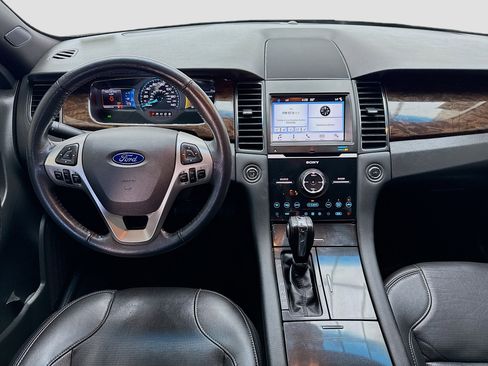 Used 2019 Ford Taurus Limited image 14