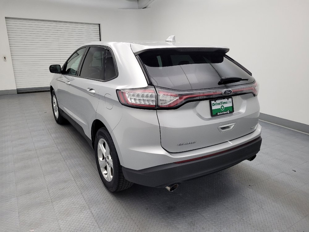 Used 2018 Ford Edge SE FWD image 5