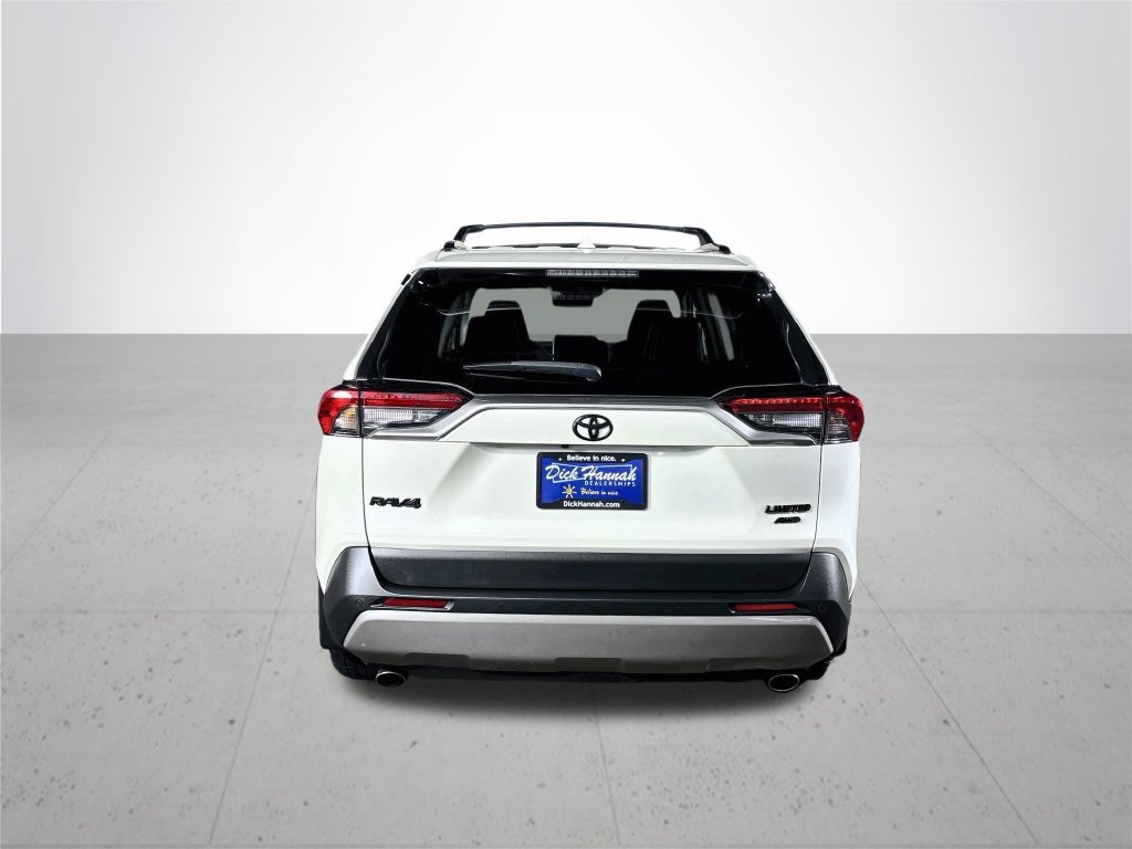 Used 2022 Toyota RAV4 Limited AWD/4WD image 7