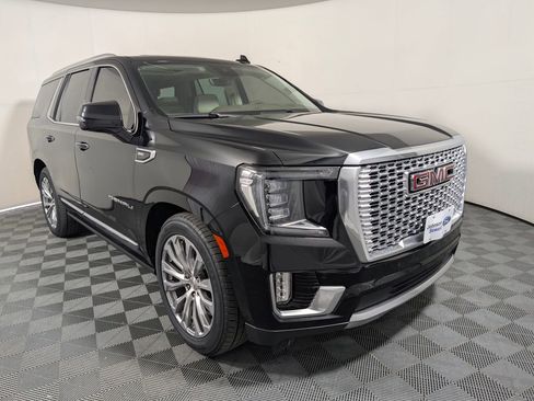 Used 2023 GMC Yukon Denali w/ Denali Reserve Package AWD/4WD image 1