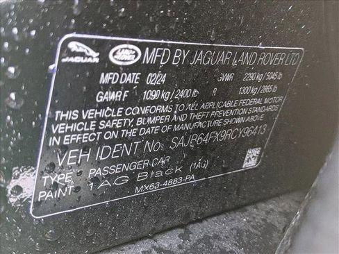 Certified 2024 Jaguar XF R-Dynamic SE image 23