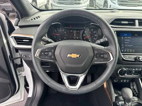 Used 2023 Chevrolet TrailBlazer ACTIV w/ Convenience Package FWD image 13