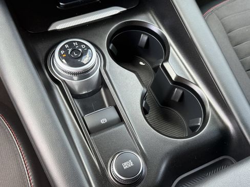 Certified 2025 Ford Explorer ST-Line AWD/4WD image 34