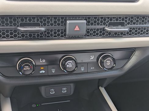 New 2026 Honda HR-V LX image 22