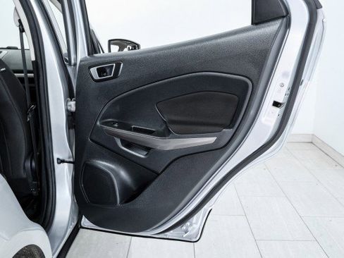 Used 2019 Ford EcoSport SE AWD/4WD image 43