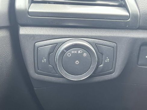 Used 2014 Ford Fusion SE image 25