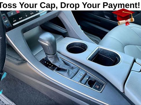 Used 2019 Toyota Avalon XLE w/ Moonroof Package FWD image 17