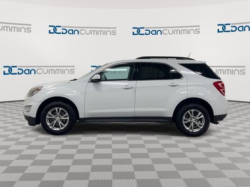 Used 2017 Chevrolet Equinox LT w/ Convenience Package FWD image 5