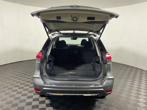 Used 2020 Nissan Rogue SV w/ Sun & Sound Touring Package AWD/4WD image 15