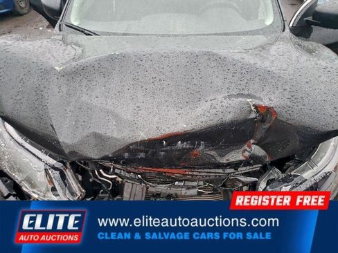 Used 2020 Nissan Rogue Sport S image 21