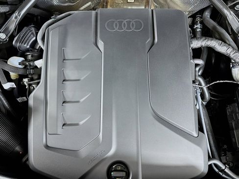 New 2025 Audi Q5 Premium image 12