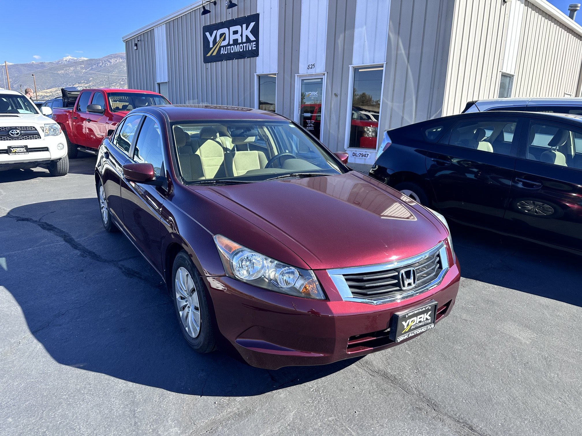 Used 2010 Honda Accord LX image 1