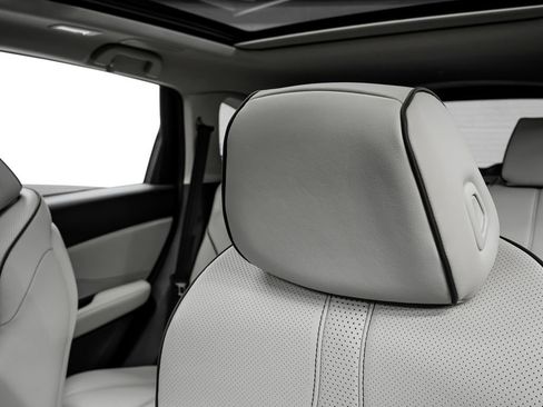 New 2025 Acura RDX SH-AWD w/ Advance Package image 36