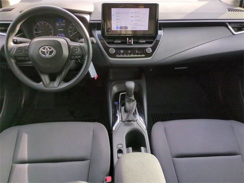 Used 2024 Toyota Corolla LE image 13