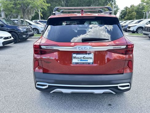 Used 2023 Kia Seltos S AWD/4WD image 5