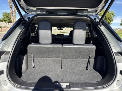 Used 2024 Mitsubishi Outlander SE Black Edition image 24