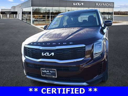 Certified 2022 Kia Telluride LX image 7