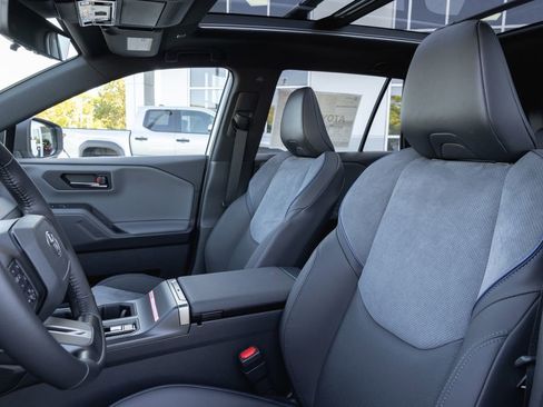 New 2026 Toyota RAV4 AWD Plug-in Hybrid image 8