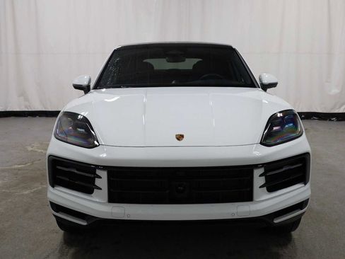 New 2026 Porsche Cayenne image 14