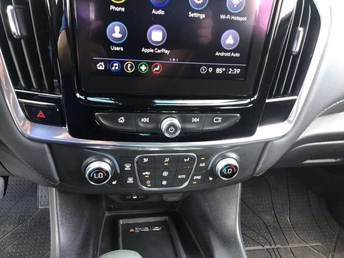 Used 2023 Chevrolet Traverse LT FWD image 27