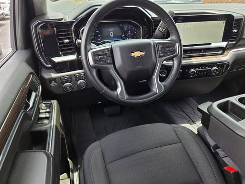 Used 2024 Chevrolet Silverado 3500 LT w/ Safety Package AWD/4WD image 7