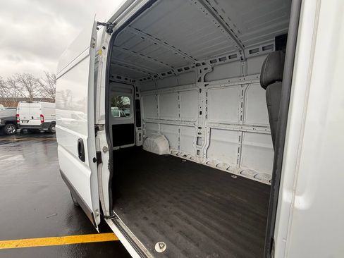 Used 2023 RAM ProMaster 2500 image 14
