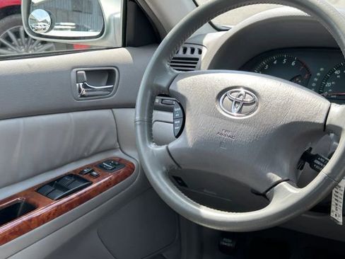 Used 2002 Toyota Camry LE FWD image 43