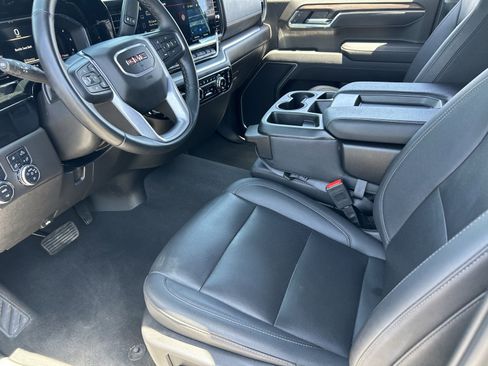 Certified 2025 GMC Sierra 1500 SLT AWD/4WD image 24