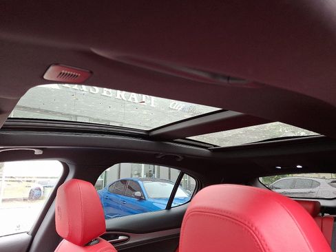 New 2024 Alfa Romeo Stelvio Veloce image 10