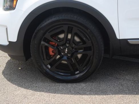 Used 2023 Kia Telluride EX X-Line AWD/4WD image 32